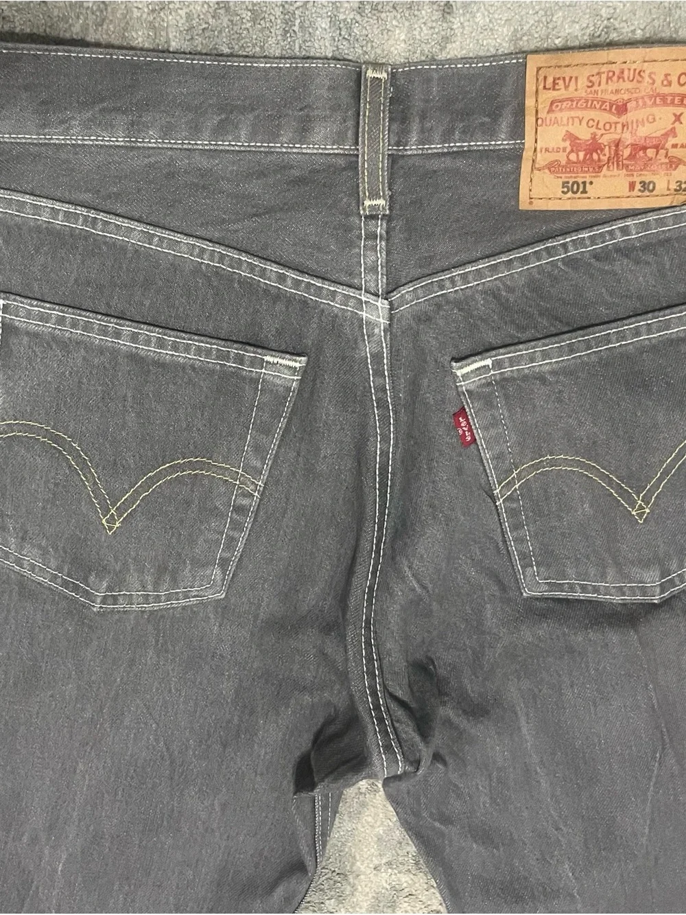 Levi's Men's Straight-Leg Jeans in Dark Gray